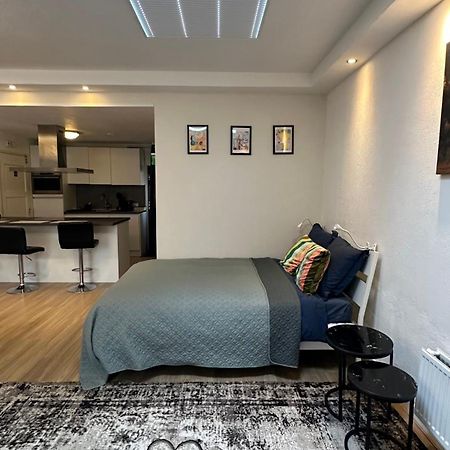 Studio With Sauna Амстердам Екстериор снимка